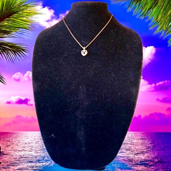 Avon Floating Heart Pendant Rhinestones Necklace Signed NA 16" - Picture 2 of 14